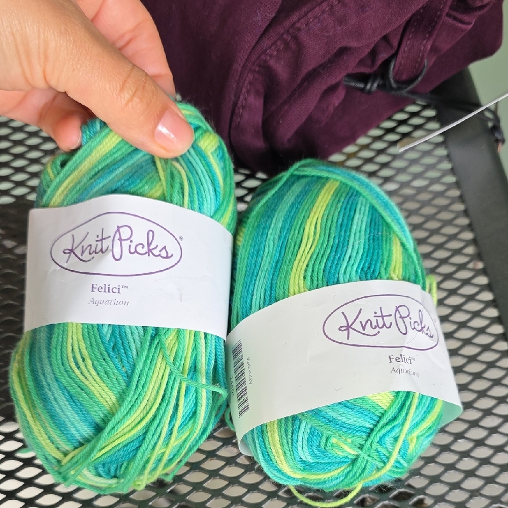 Felici Yarn - Vibrant Green and Blue